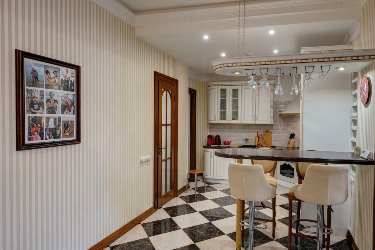 Dandelion Apartment Vecpilsetas Riga Eksteriør bilde